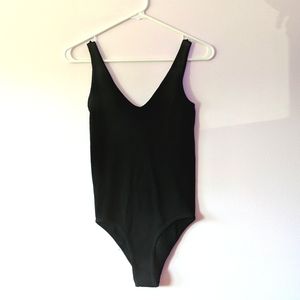3/25$ Black Ribbed Bodysuit Size Small